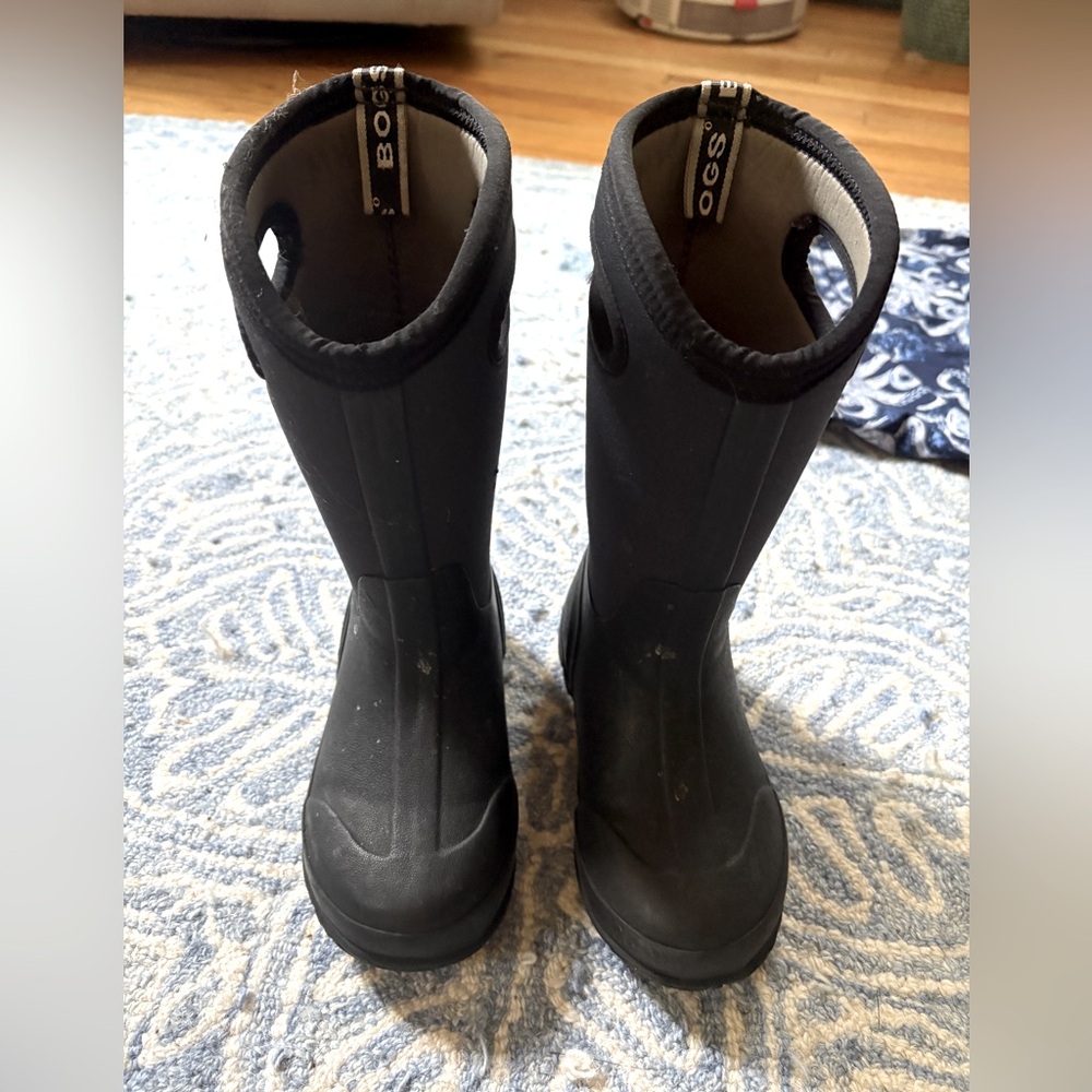 BOGS Classic High size 1 Waterproof -30 Black Snow Boots